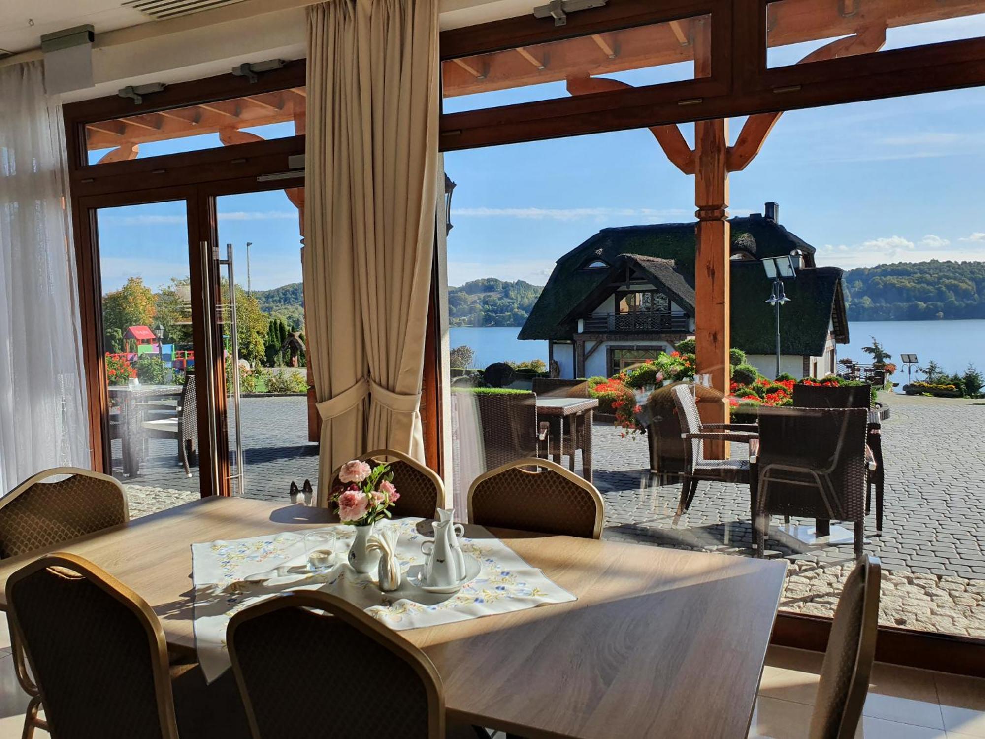 Wichrowe Wzgorze Chmielno Hotel ภายนอก รูปภาพ